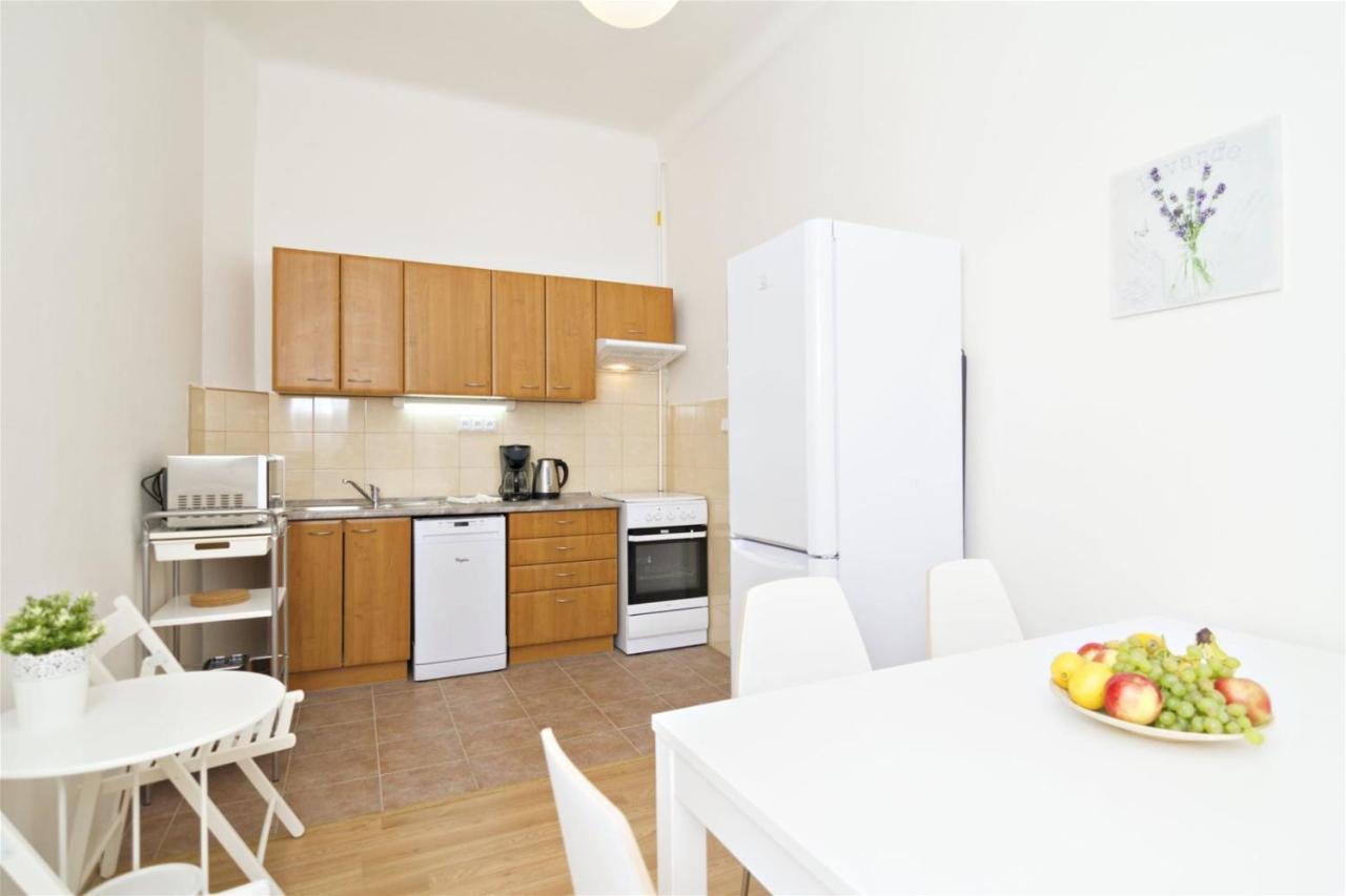 Apartments With 2 Bathrooms- 5 Minutes From Old Town - 102 M2 Praga Exterior foto