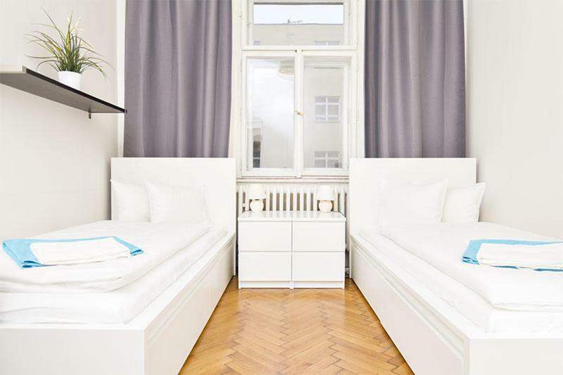 Apartments With 2 Bathrooms- 5 Minutes From Old Town - 102 M2 Praga Exterior foto