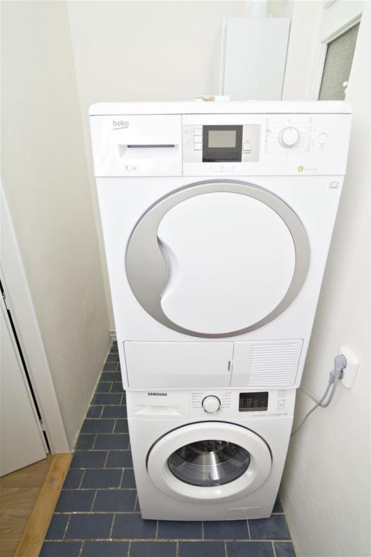 Apartments With 2 Bathrooms- 5 Minutes From Old Town - 102 M2 Praga Exterior foto